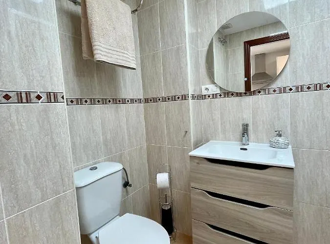 Ivory Apartment *